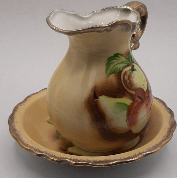 Vintage Washbasin Pitcher Jug and Bowl Made in Japan Farmhouse Smaller Size - Picture 2 of 10